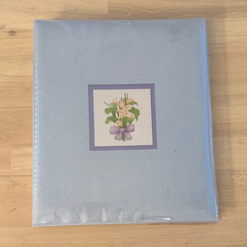 PIONEER Light Blue Floral Scrapbook, 8.5x11, 10 double sided pages